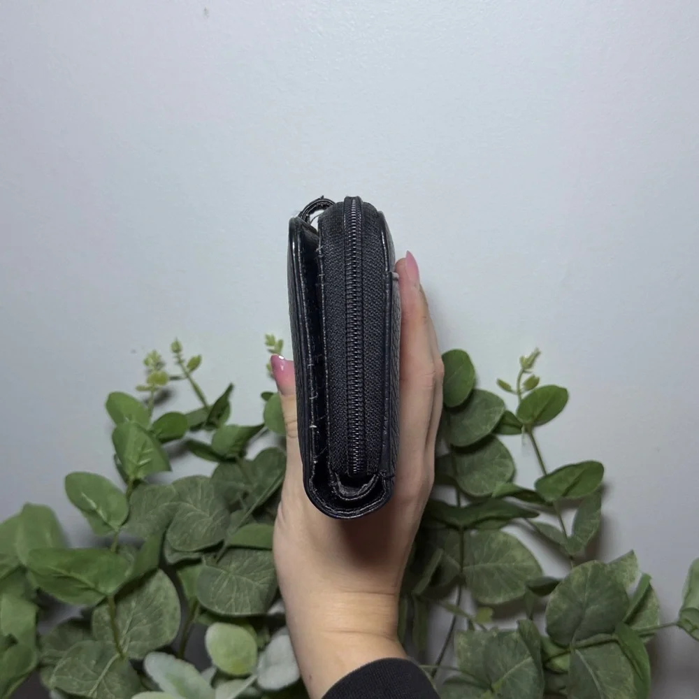 Black Genuine Leather Wallet with Logo Zip closure